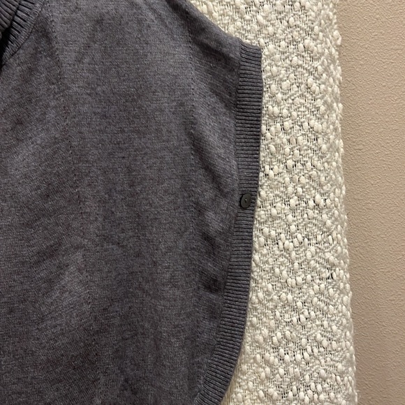 Sister’s Poncho Gray Sweater - Picture 2 of 6